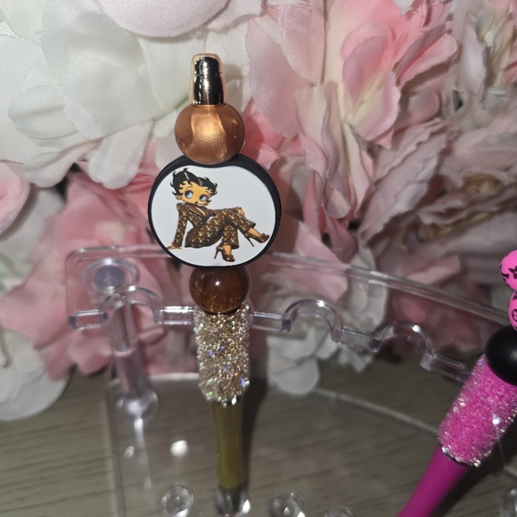 x2 Beaded Pens Handcrafted Lux Design - Picture 2 of 3